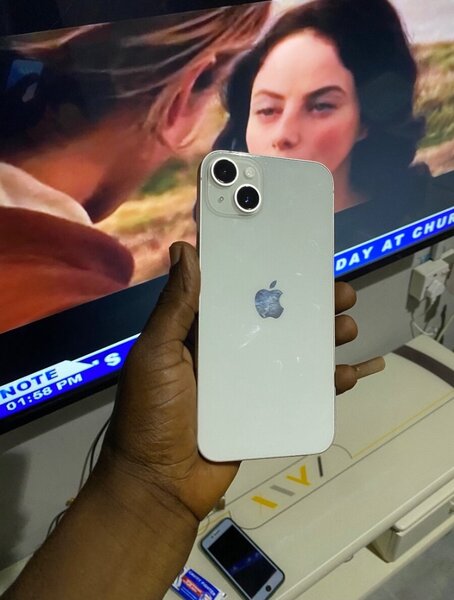 iPhone 14 Plus