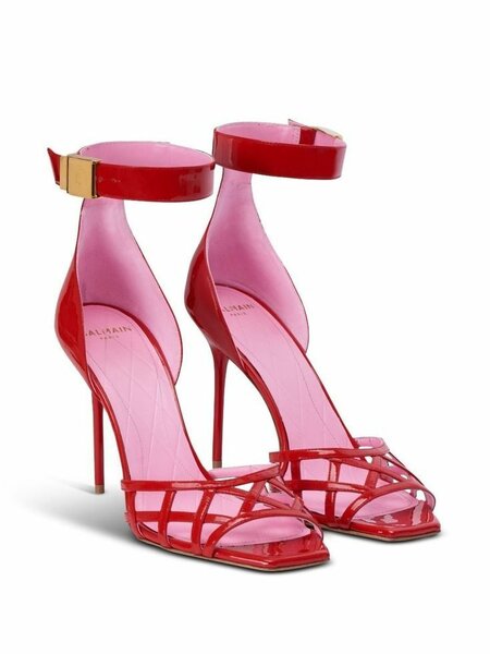 Ladies heel