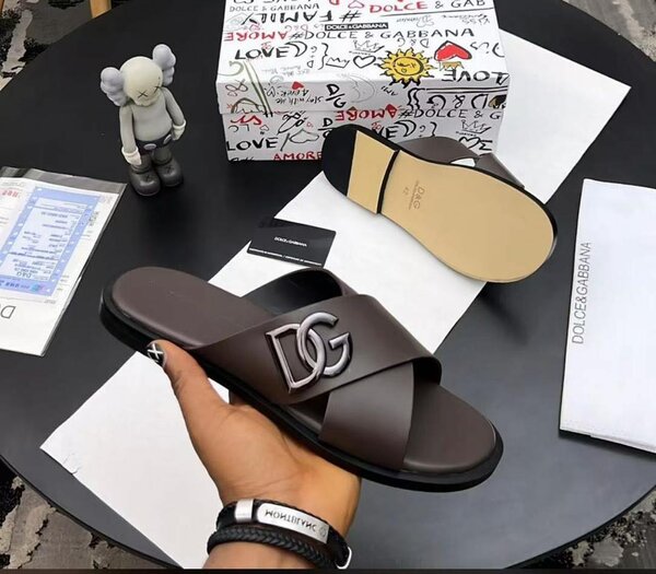 Men slippers