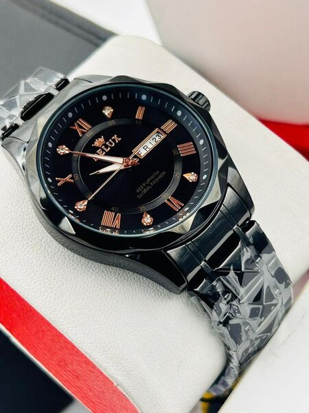 Montre DELUX
