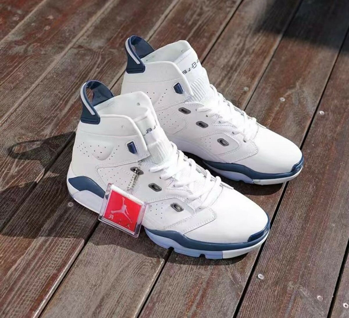 AIR JORDAN SNEAKER