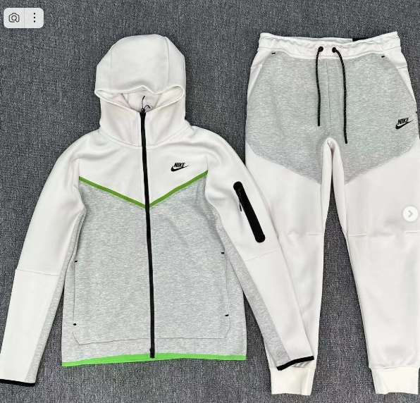 Tech Fleece