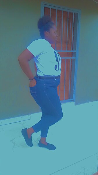JULIE EM RICH