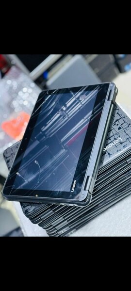 Lenovo 300 laptop