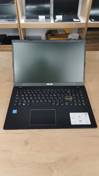 Asus.