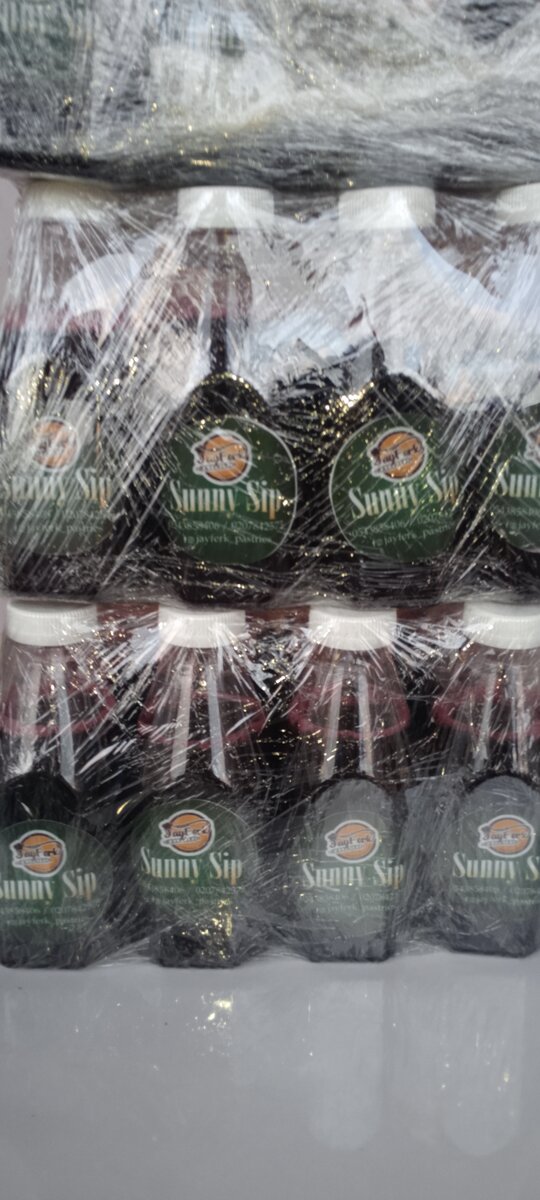 Sunny sip sobolo