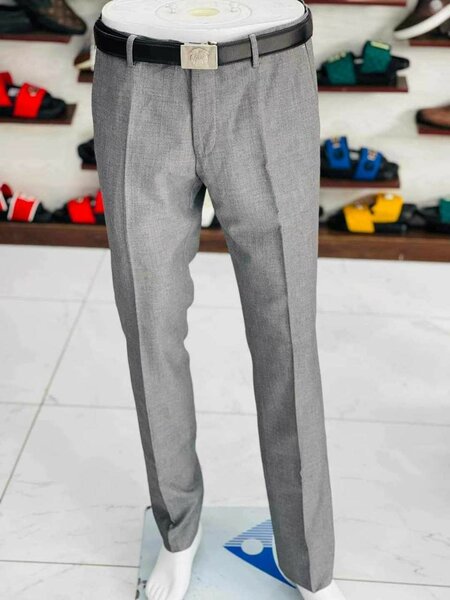 Pantalons Gris taille 32
