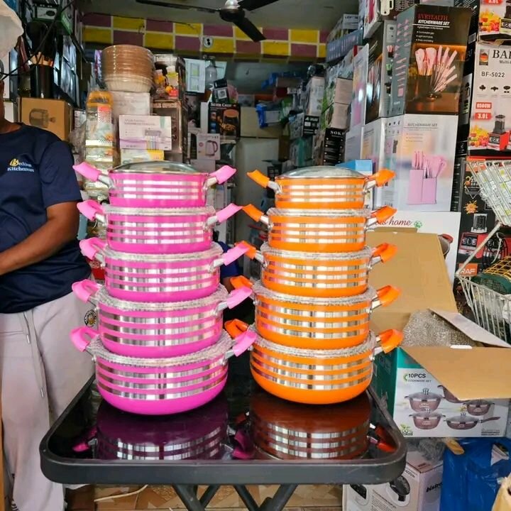 Kitchen wear