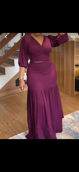 Elegant woman wears