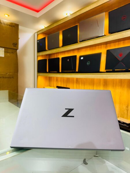 HP ZBOOK FIREFLY G8 MOBILE WORKSTATION