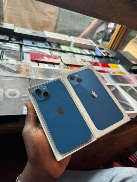 iPhone 13 128 giga tout passe a merveille
