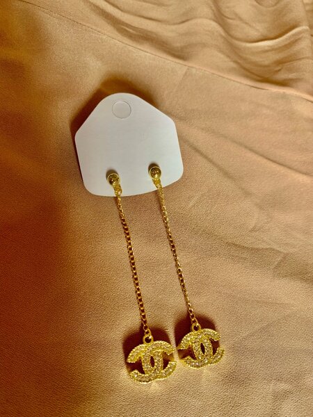 Fashion earrings