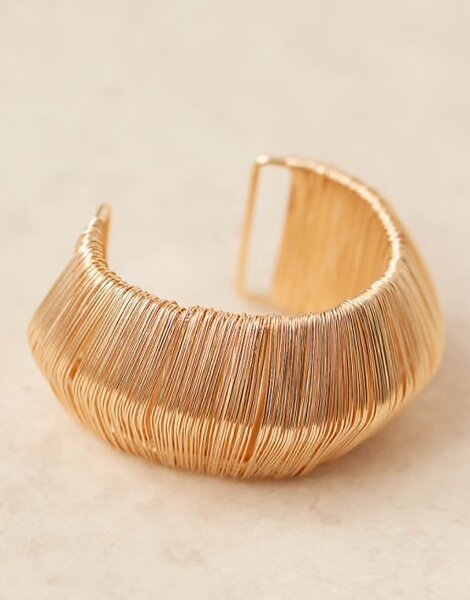 Bracelet élégant doré