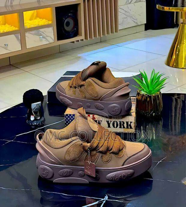 Fashion sneakers