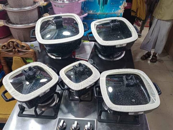 Cooking Pot