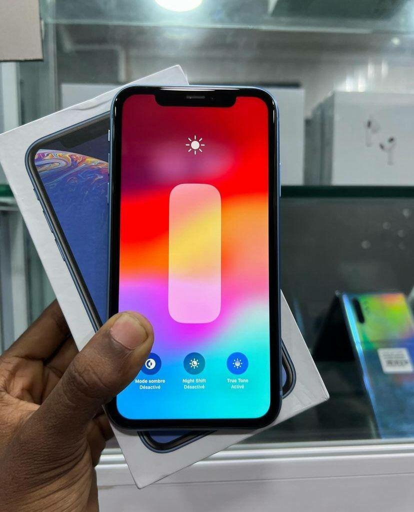 IPHONE XR