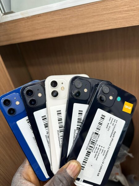 iPhone 12