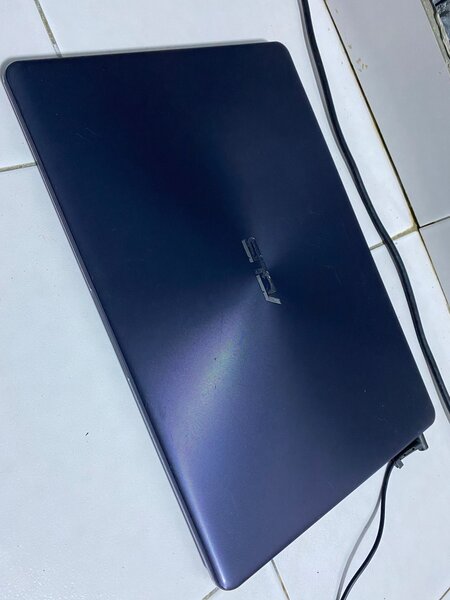 ASUS AMD A12