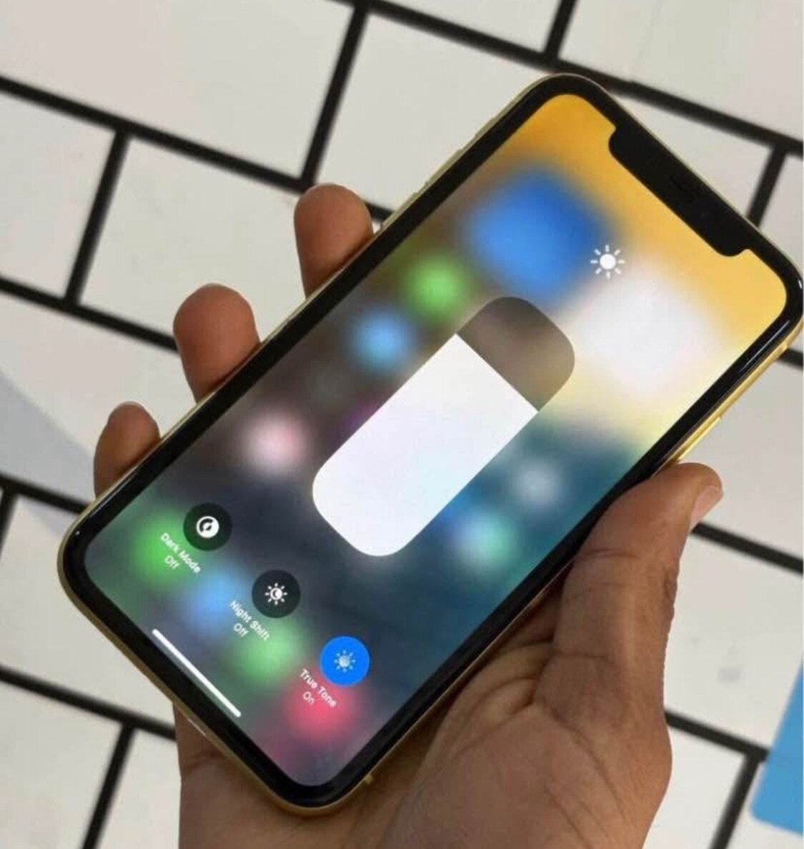 iPhone 12 simple