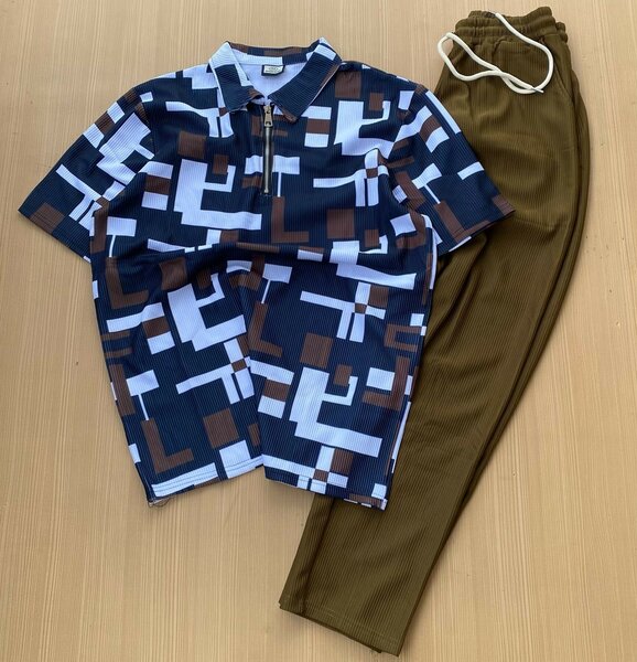 Mens top and down
