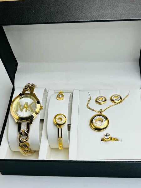 MONTRES
