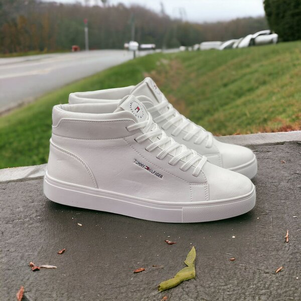 Tommy Hilfiger high top