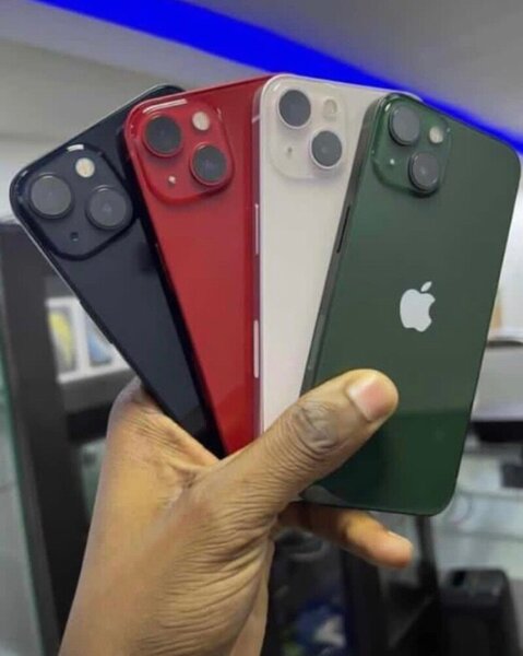 iPhone 13