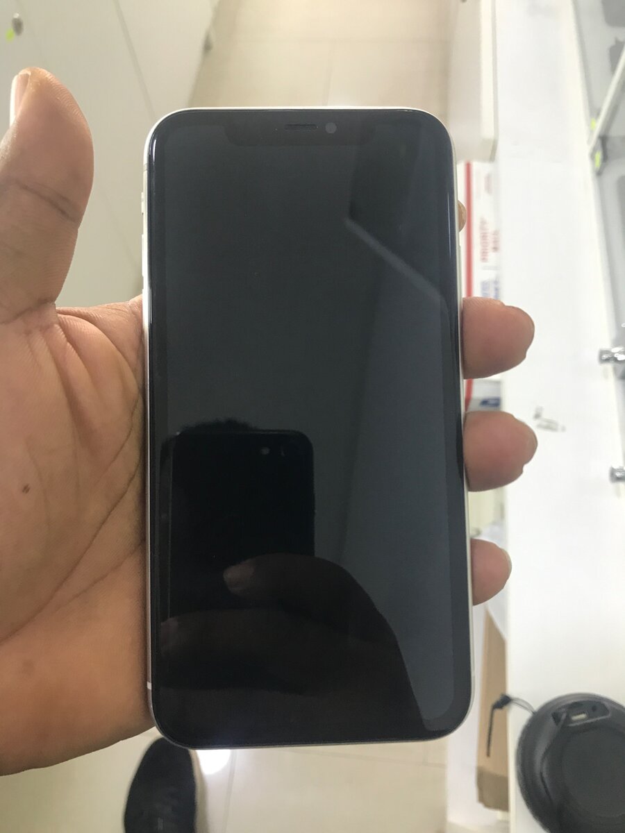 iPhone 11