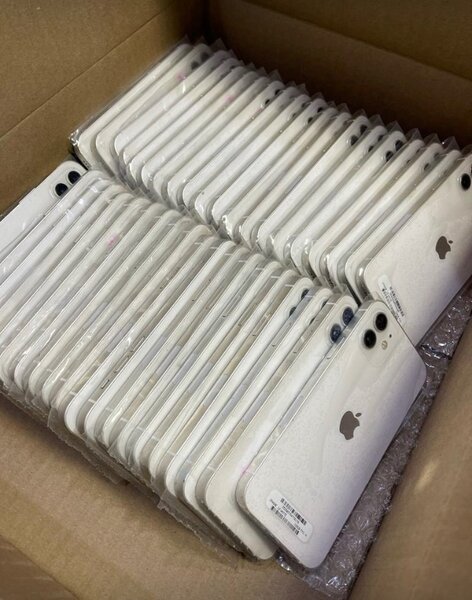 IPHONES