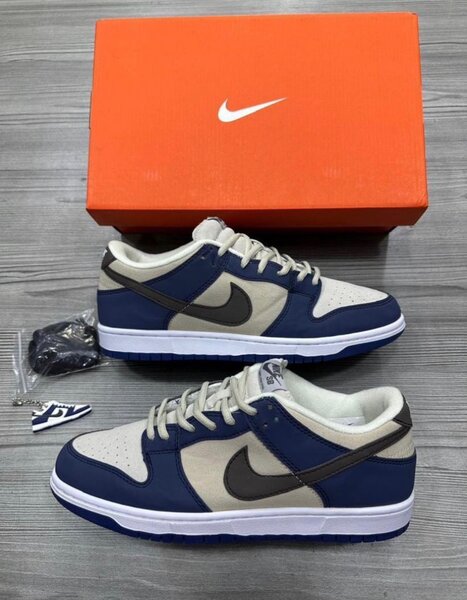 Achilles sneakers outlet