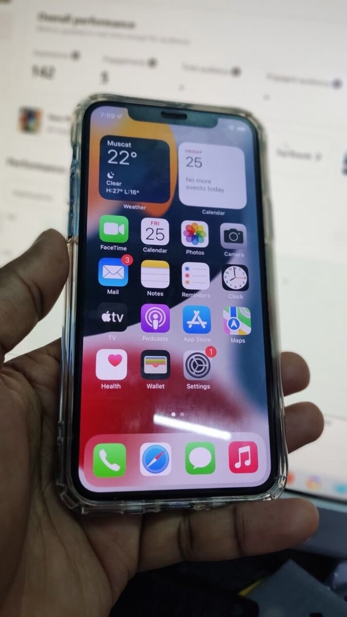 iPhone 11