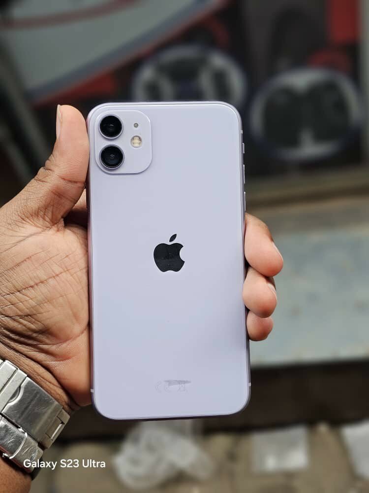 iPhone 11