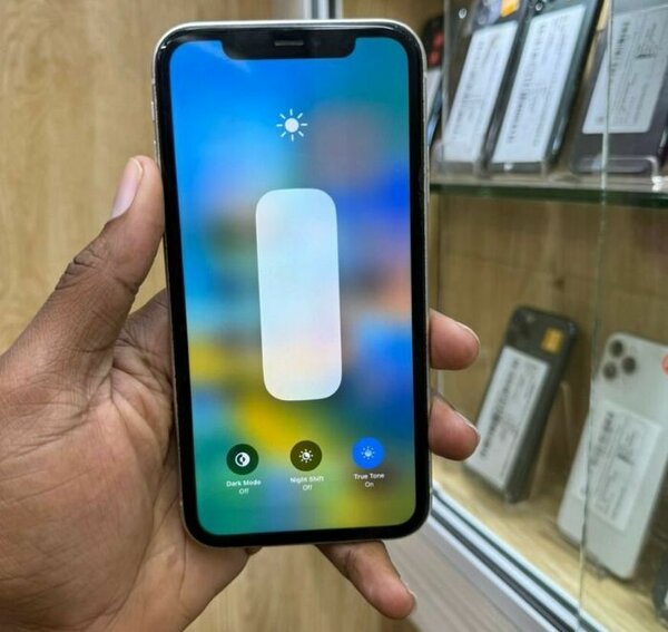 iPhone 11 Vert Menthe 128 Go
