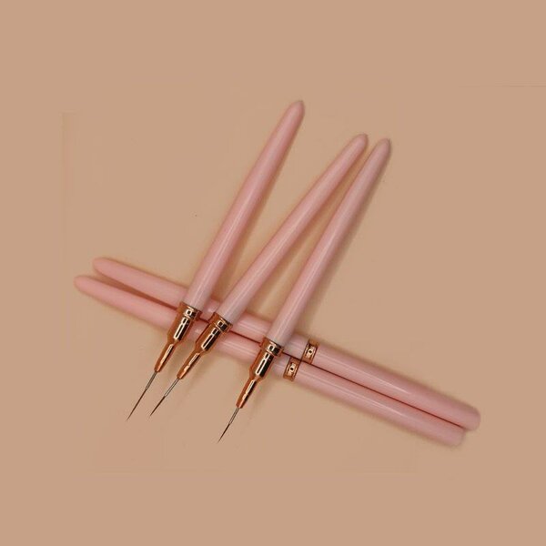 Pinceaux de nail art