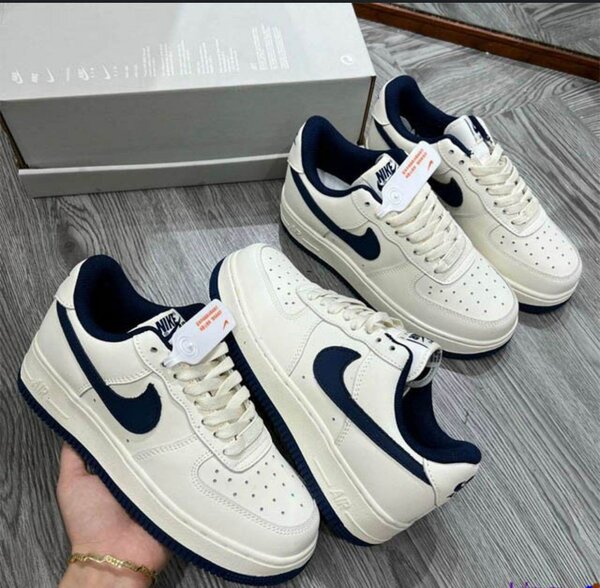 Fashion sneakers