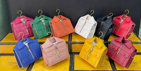 Hand bag