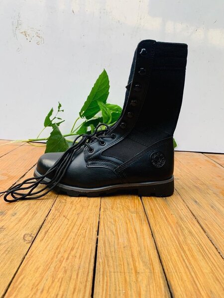 ARMY STRONG BOOT
