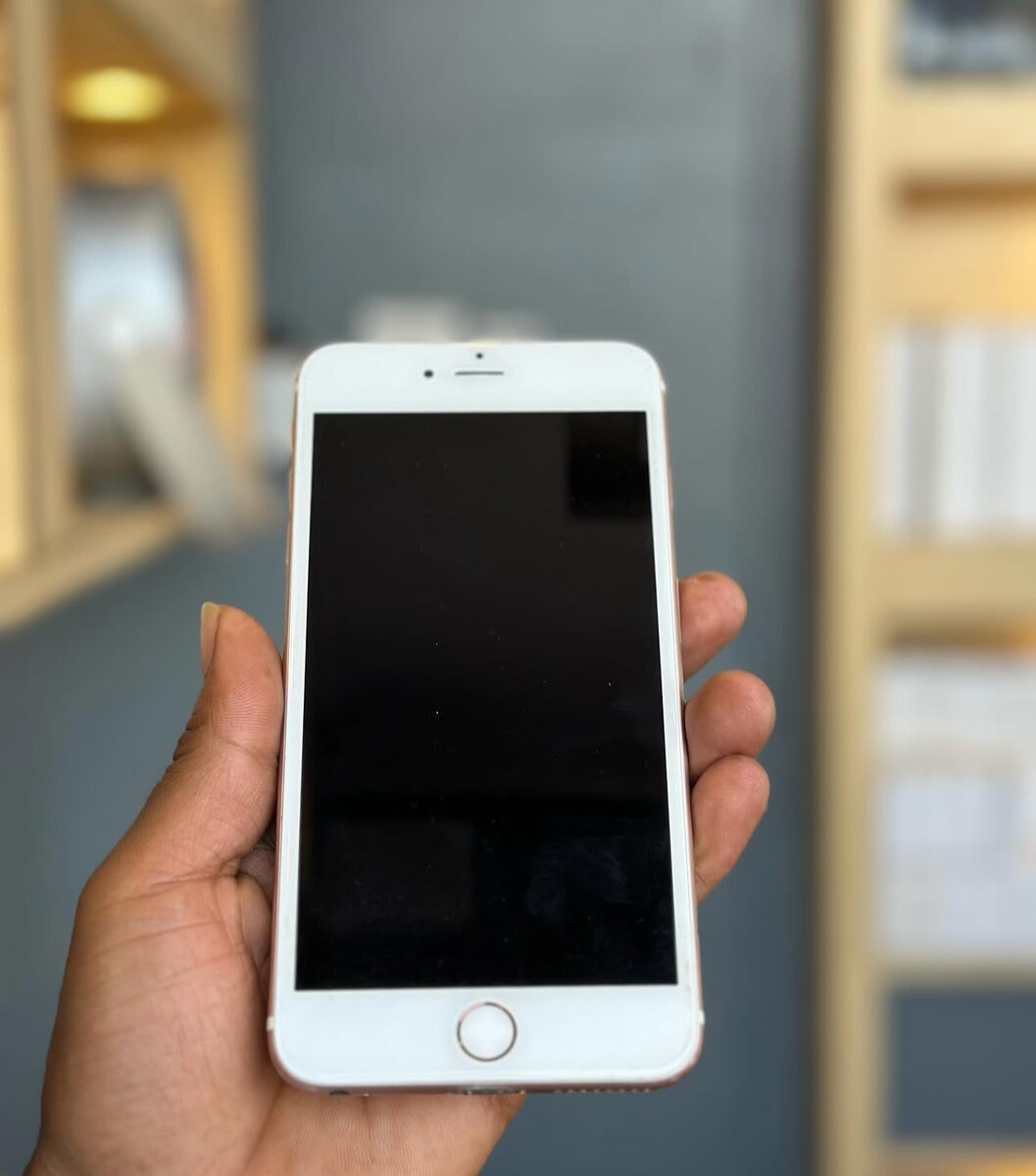 IPhone 6s 64gig