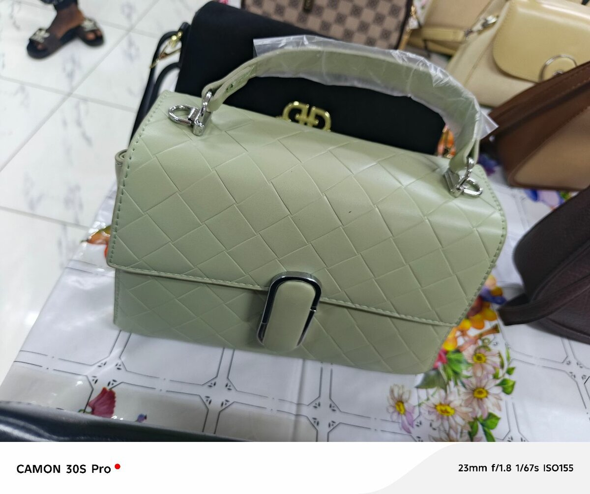 Sac à main en cuir matelassé