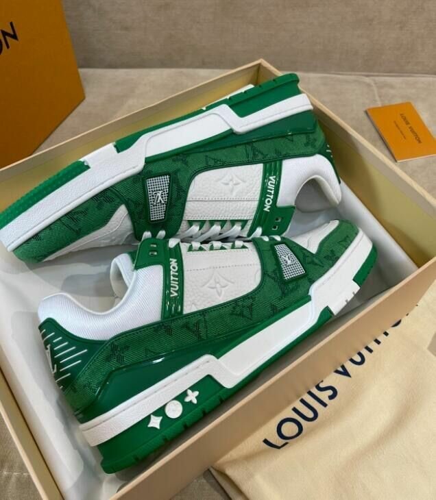 Louis Vuitton Sneakers