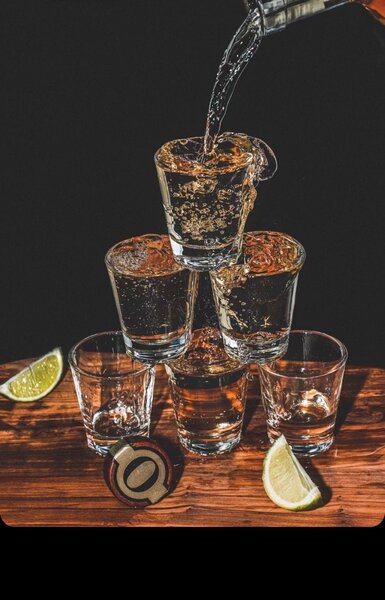 Tot glass