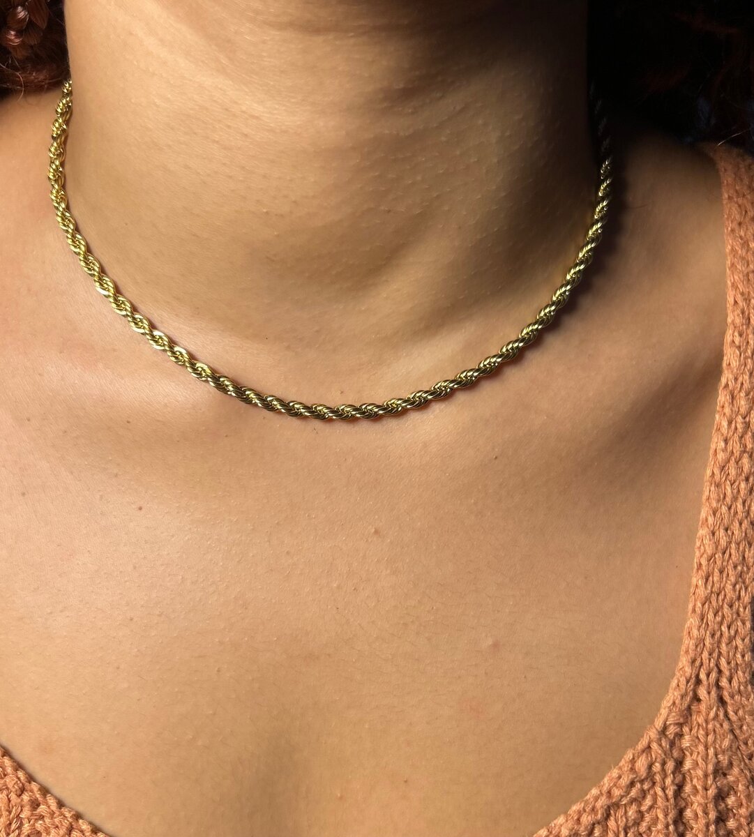 Collier Jennifer