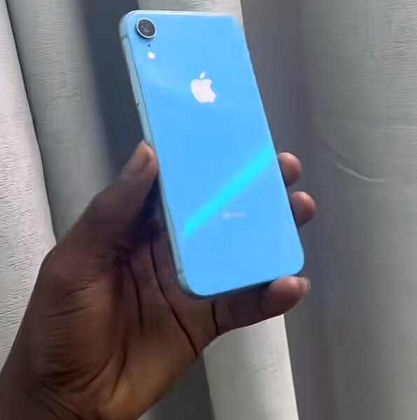 iPhone xr