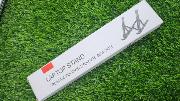 Laptop stand