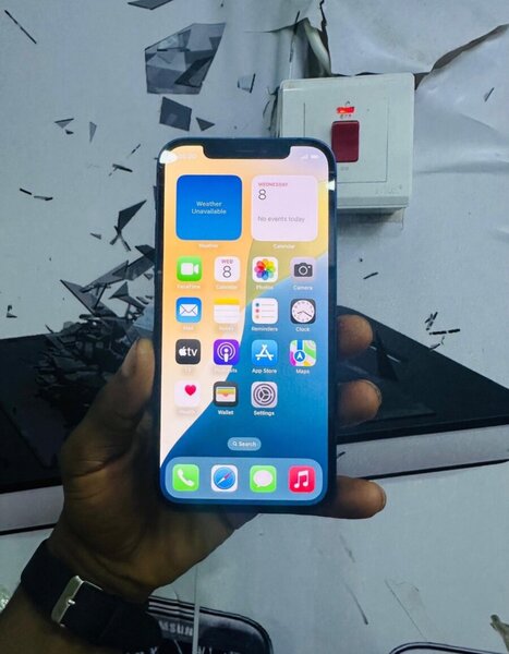 iPhone 12