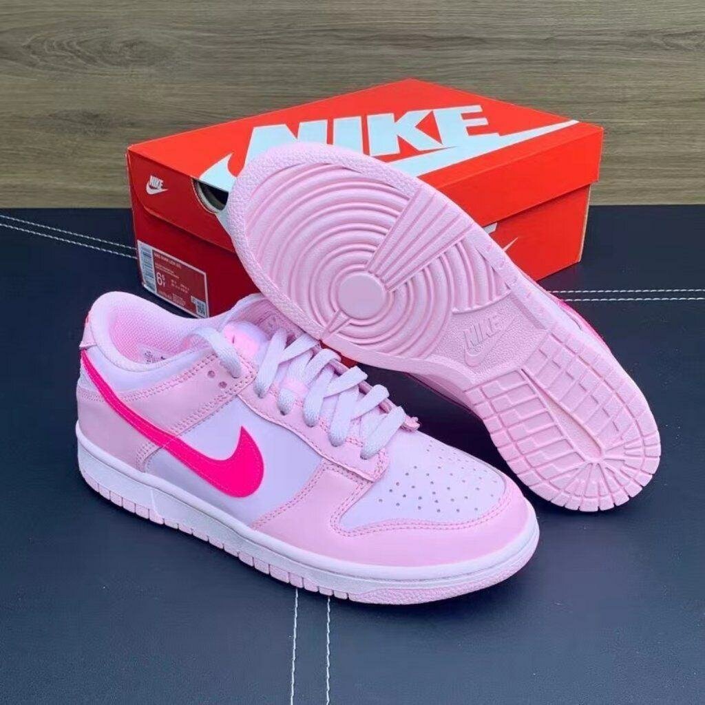 Baskets Nike Dunk Roses