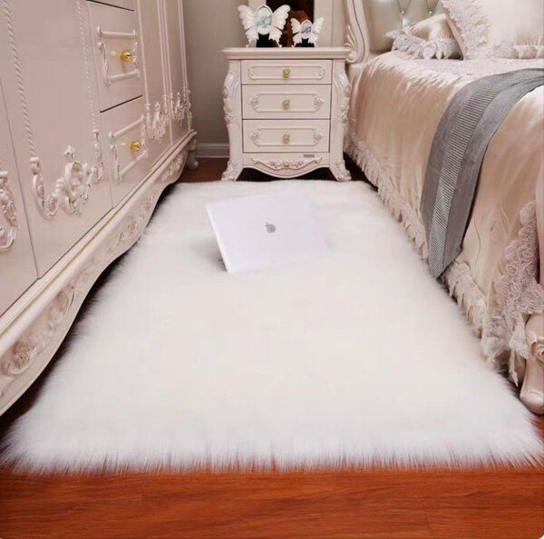 Center fluffy mat