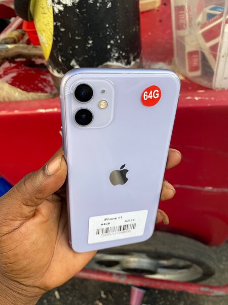 11 simple 64go quasi neuf bon prix