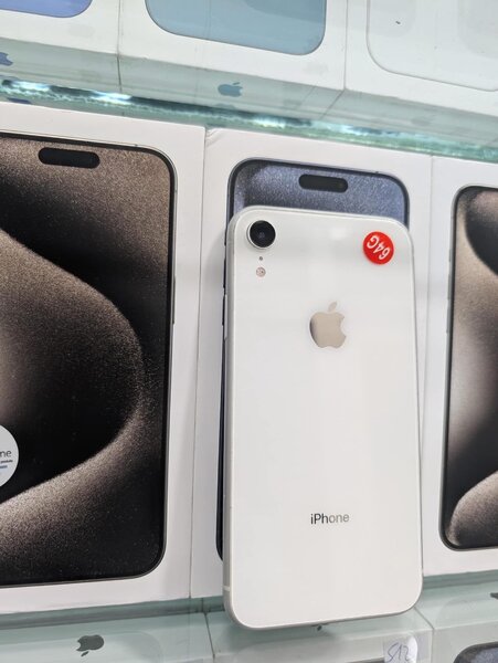 iPhone XR
