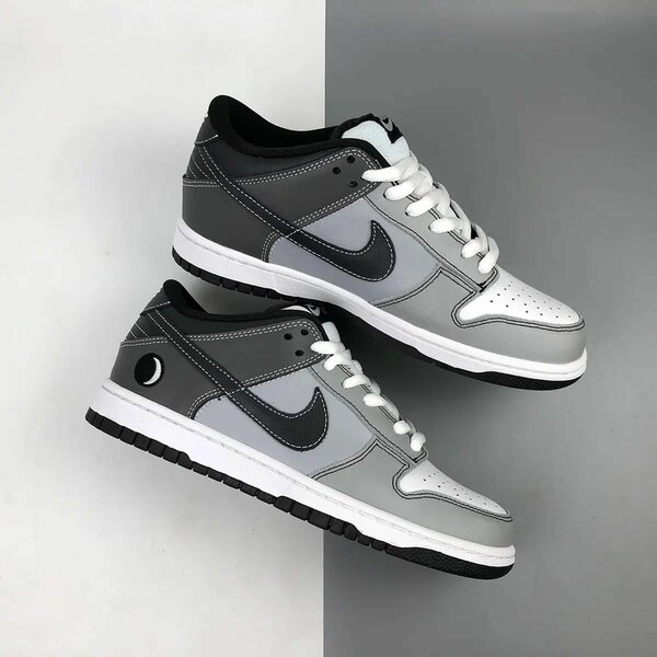 Nike SB éclipse lunaire